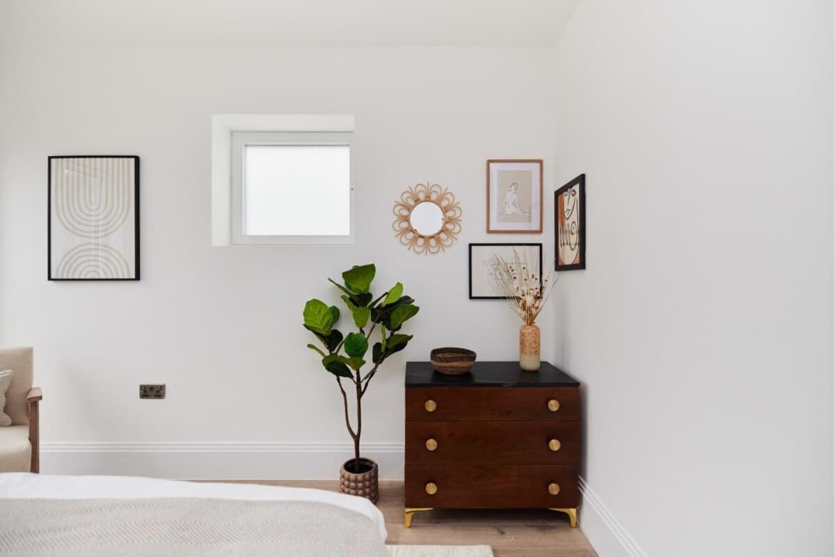 Apartamento The Wembley Park Wonder - Charming 2bdr Flat With Balcony *